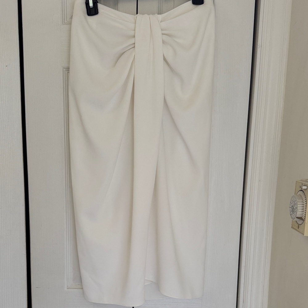 Zara White Skirt Size small